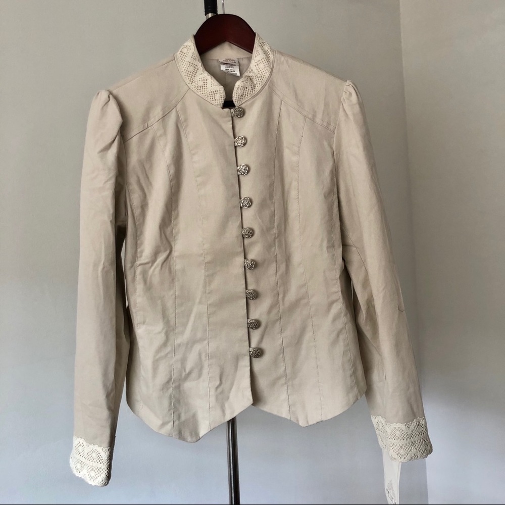NWT Felicia & Co puff shoulder lace blazer jacket